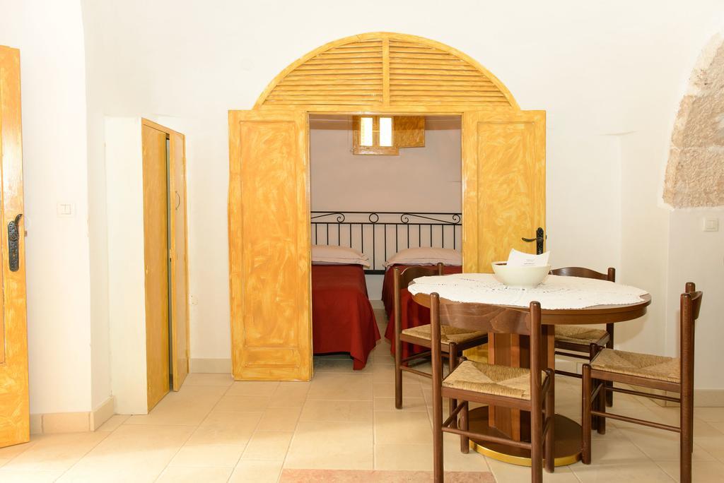 Agritrulli ξενώνας Ostuni Εξωτερικό φωτογραφία